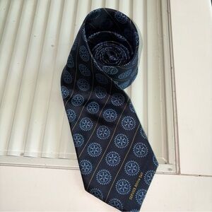 Elegant Navy Patterned Men's Tie